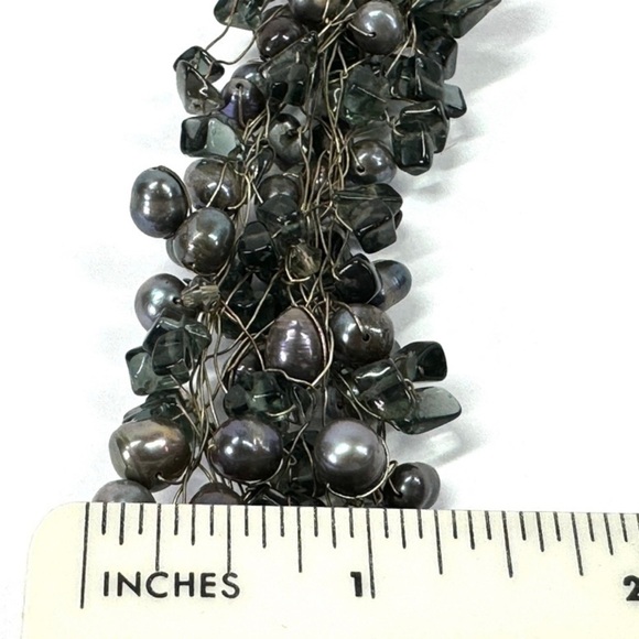 Vintage brutalist woven gray baroque pearls & smokey quartz chips wire bracelet - Picture 6 of 11